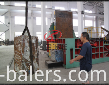 Y81t-130 Automatic Waste Metal Scraps Pressing Baler Machine